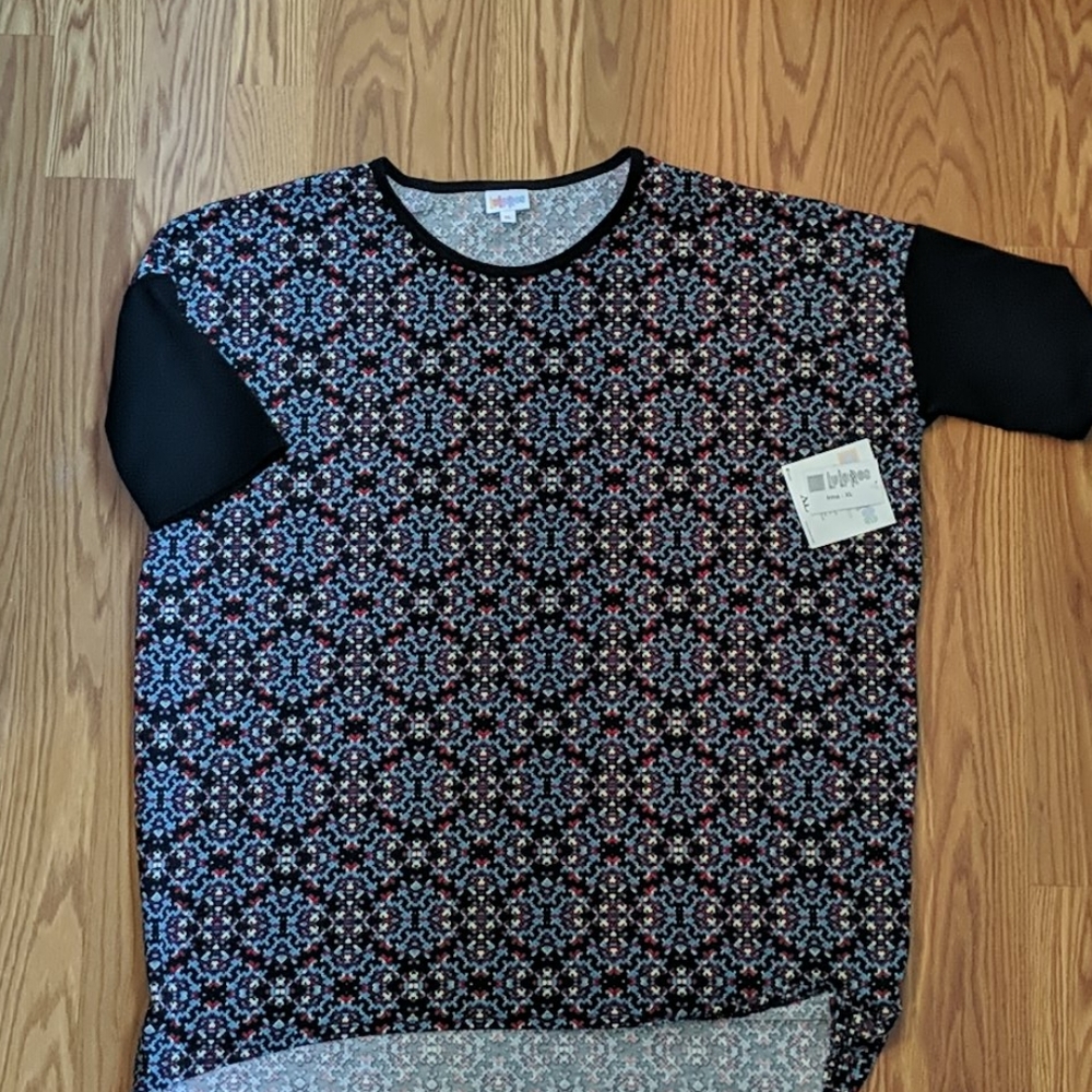 LulaRoe Irma shirt